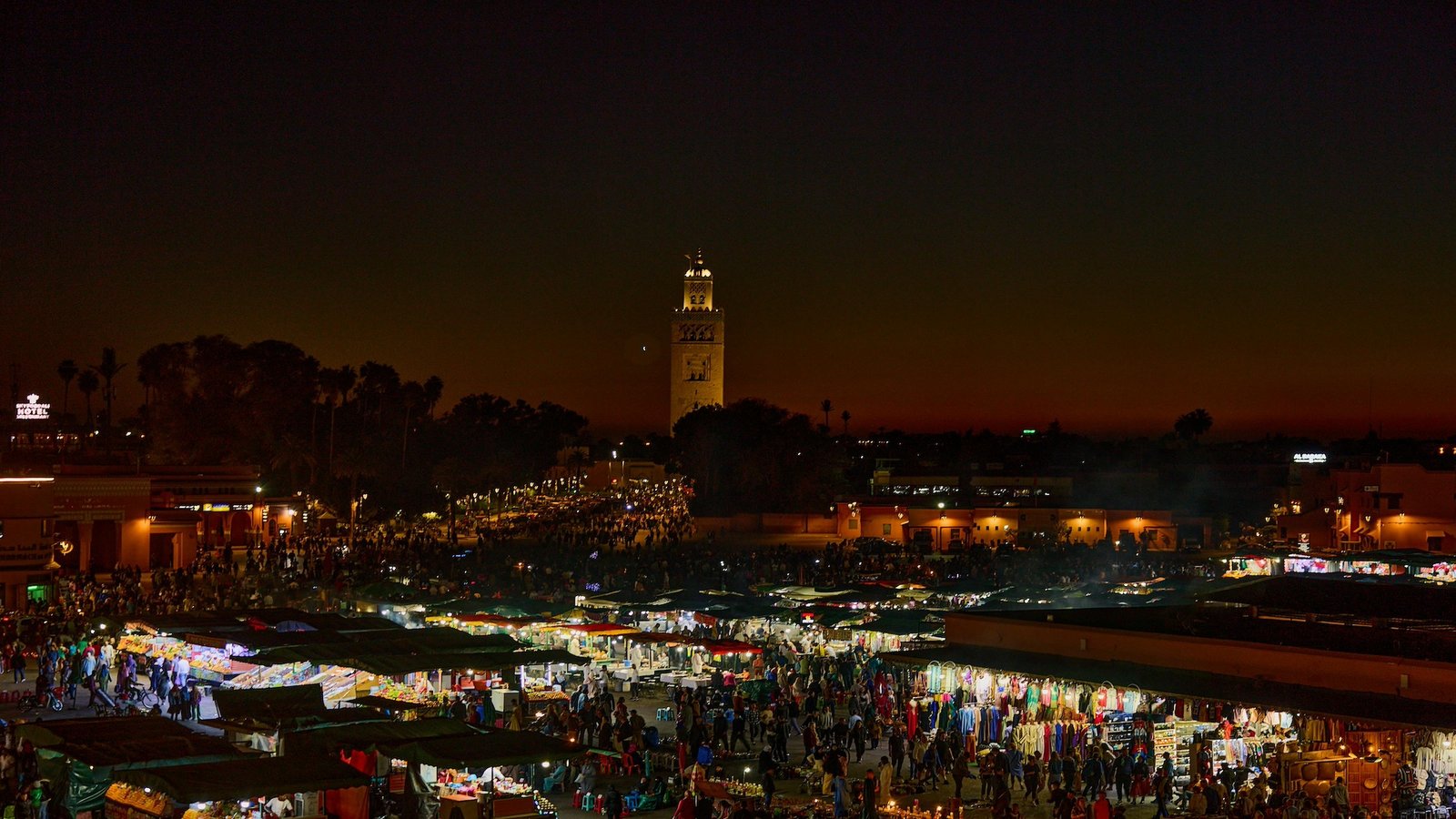 Tour desde Marrakech a Tanger – 9 dias Plaza Jamaa el fna en Marrakech